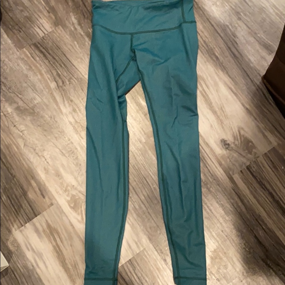 Lululemon leggings - Picture 2 of 4